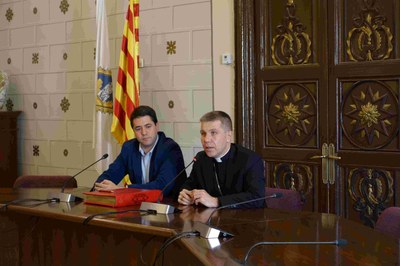 El Bisbe d’Urgell, Mons. Josep-Lluís Serrano, realitza la seva primera visita institucional a l’Ajuntament de la Seu