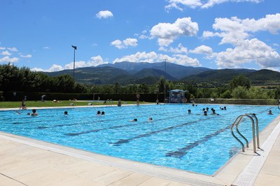 El Servei d’Esports convoca 11 places per cobrir les activitats esportives d’estiu i la piscina municipal 