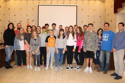 Els adolescents urgellencs, satisfets amb l’acció en favor del civisme i la convivència protagonitzada a la plaça del Codina 
