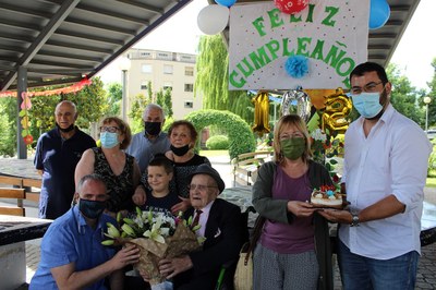 Felicitació de la Corporació Municipal a Antonio Martínez López pels seus 102 anys 