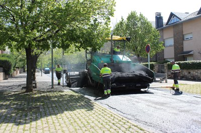 Iniciades les obres de millora en 16 carrers de la Seu d'Urgell 