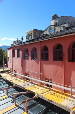 Iniciades les obres de substitució de part de la coberta de l'edifici de l'Ajuntament 