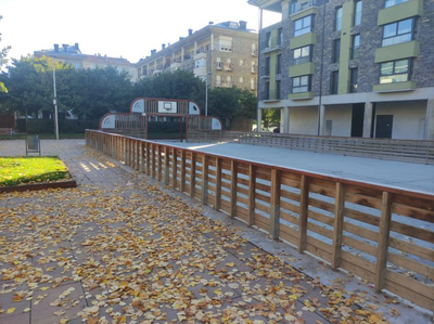 Aprovat el projecte de substitució de la pista polivalent de la plaça Joan Sansa 