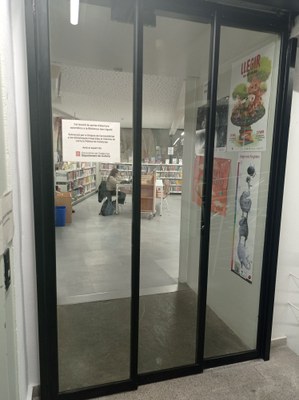 La Biblioteca Sant Agustí de la Seu ja té totes les portes amb obertura automàtica 