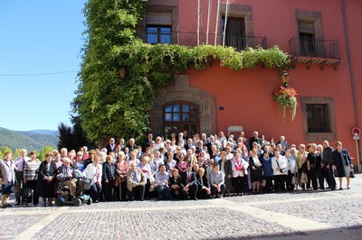 La festa de la gent gran de la Seu d’Urgell consolida l’aposta de les activitats intergeneracionals 