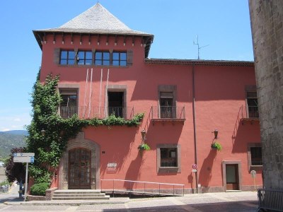 La finalització de l'estudi del parc vacant, la petició de pisos de la SAREB i l'obtenció d'un 'pis pont', noves accions de l'Ajuntament de la Seu d'Urgell en habitatge