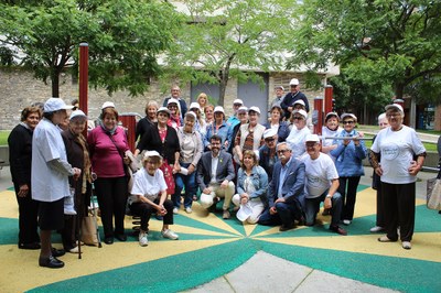 La Seu d’Urgell inaugura el nou espai lúdic i de salut per a la gent gran a la plaça Lleteries 