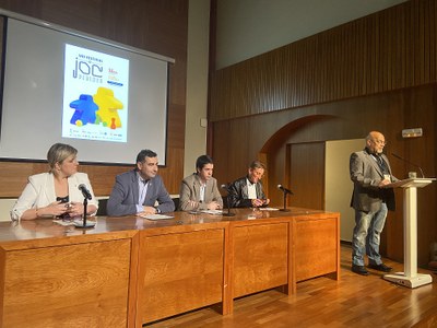 La Seu d’Urgell inaugura la vuitena edició del Festival del Joc del Pirineu, un festival que va a més 