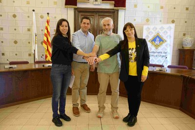 Signat el conveni entre l'Ajuntament de la Seu i el Club Sedis Aeromodelisme per ús del pla de les Forques