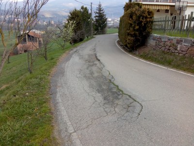Talls intermitents al camí de la Bastida per obres d’arranjament del ferm